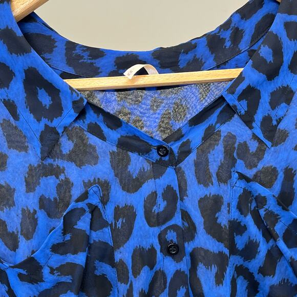 Free People Hi Lo Sheer Blue Cheetah Long Sleeve Blouse Medium Top FLAW - Picture 5 of 6